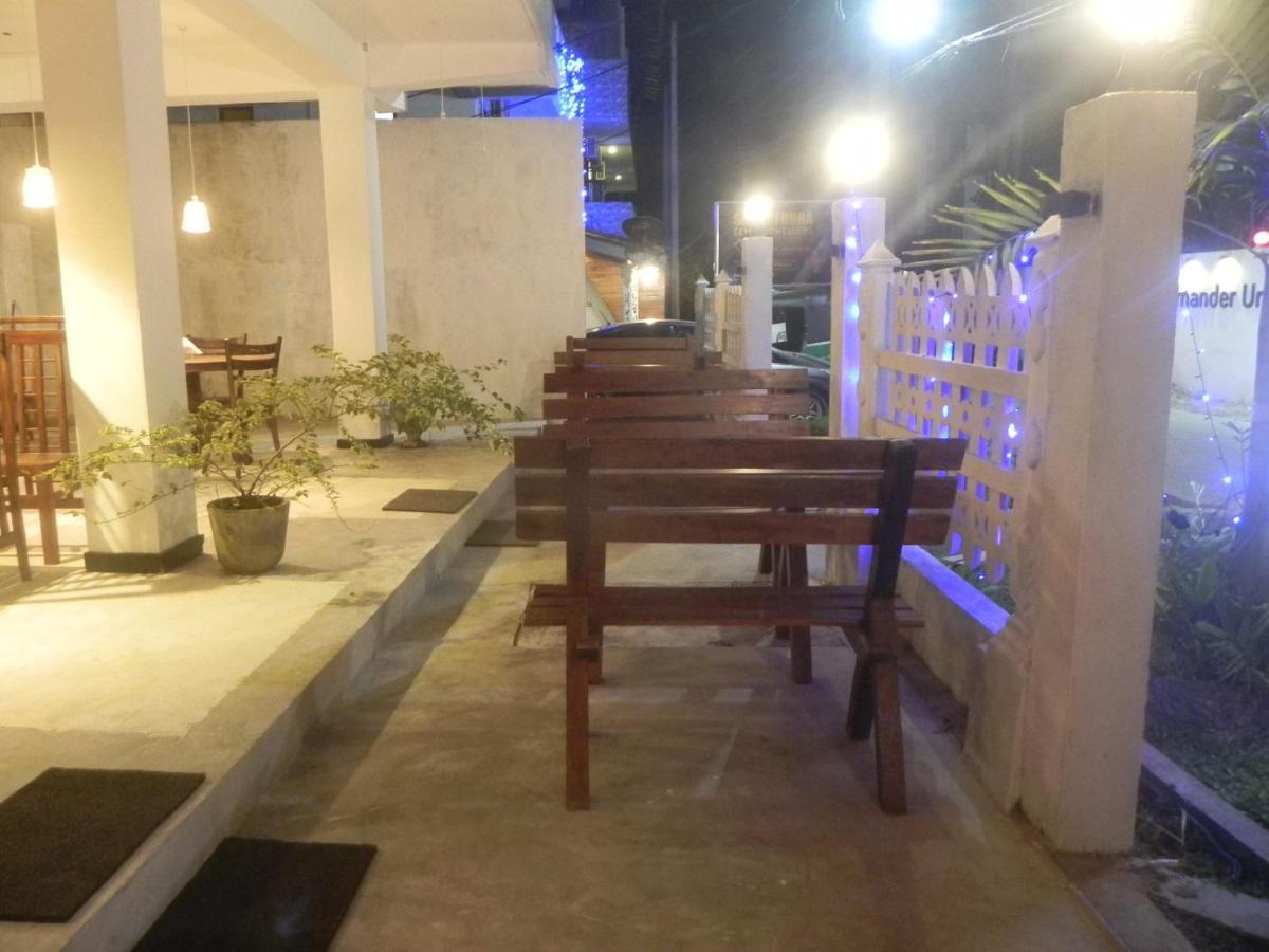 Rainbowswell Beach Resort Unawatuna Esterno foto